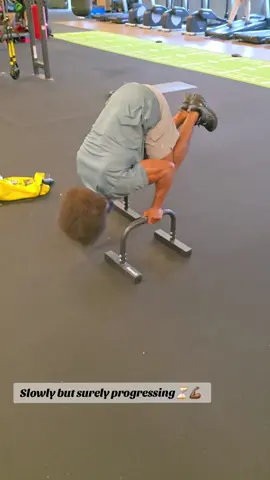 Pushing your body past it limits feels so good 👌🏾 practice makes perfect👌🏾💪🏾 #calisthenics #fitnessmotivation #gym #fyp #foryou 