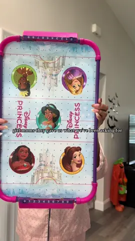 Early Christmas 🌚🎄💖 #toddlergiftideas #toddlertoys #christmasgiftideas #disneyprincess #fyp 