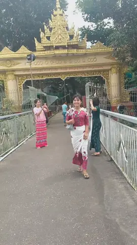 #အလည်လွန်မြိုကြီးသွားတဲ့ ##ဘာညာပေါ့ကွာ🤪💕 #