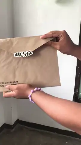 Don’t judge the brown envelope by its cover talaga #fyp #viraltiktok #calligraphy #calligraphywriting #crafts 