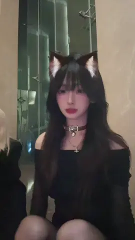 that poker-faced cuteness. #中国女孩 #🇨🇳 #douyin #chinesegirl #dance 