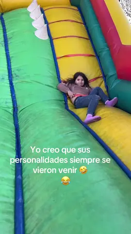 Tanto que me pidieron este audio (For licensing or usage, contact licensing@viralhog.com)🤣 #hijas #terreneitor #martinaymia #paratiiiiiiiiiiiiiiiiiiiiiiiiiiiiiii 