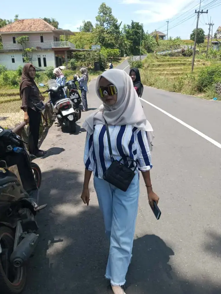 sayanggg😙 #trawasmojokerto #4u #jembatanviral #fypage 