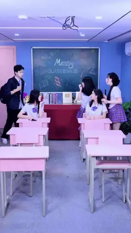 cute love story 👀👉👈 #linhchi #tiktokviral #viralvideo #foryou #foreyoupage_trending @🎀⚡︎ᴋᴏᴏᴋɪᴇ᭄ᴀғᴀ⚡︎🎀 