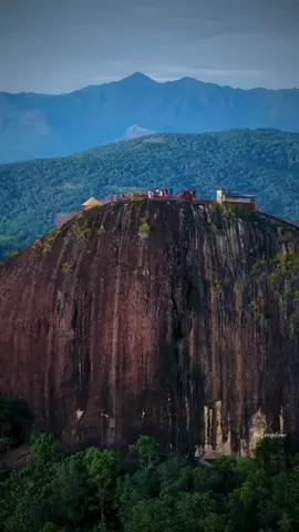 #സ്വപ്നസഞ്ചാരി🥰🥰 *** ❣️❣️ പാട്ടിനെ പ്രണയിച്ചവൻ ❣️❣️