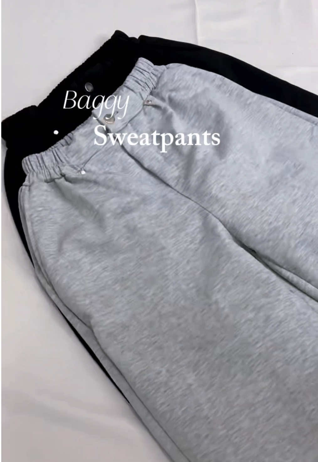 Baggy Sweatpants #sweatpants #baggypants #pantsforwomen #baggysweatpants 