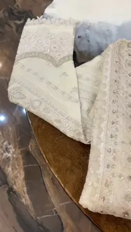 #pakistanideasginerwear #usadesis #desigirlsusa #usadesishopping #pakistanidressdesi 