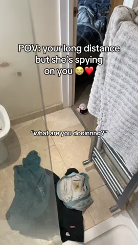 She’s so annoying 😭💕#robot #couples #longdistance 