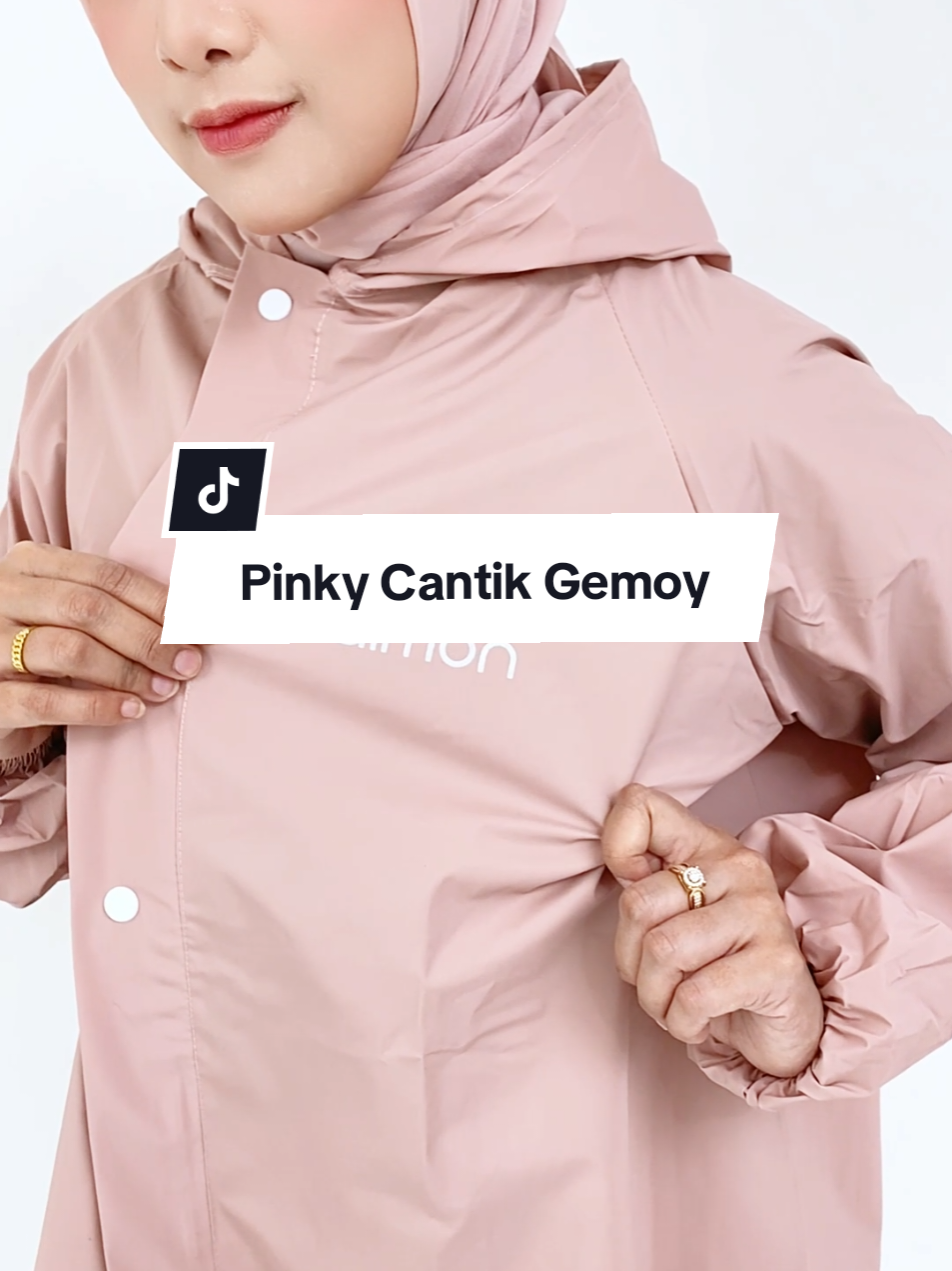 Pinky pinky cantik gemoy Tetap cantik di musim hujan. #jashujan #aimonraincoat #jashujanaimon #