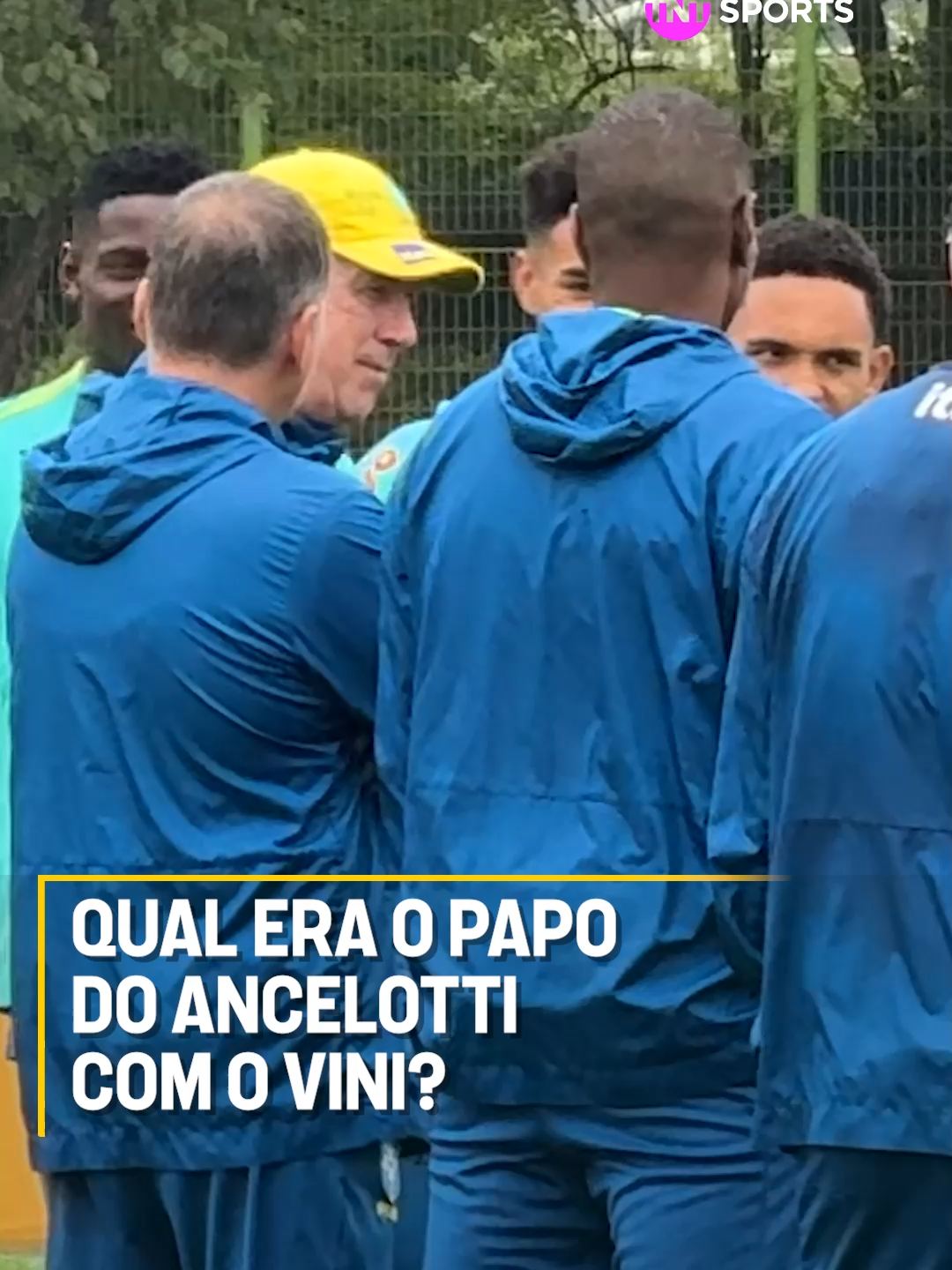 CADÊ OS ESPECIALISTAS EM LEITURA LABIAL? 😳😂  Quero saber qual era a resenha do Ancelotti com o Vini Jr. no treino! Essa dupla aí se entende bem! 👌  #FutebolBrasileiro #SeleçãoBrasileira #ViniciusJunior #TiktokEsportes