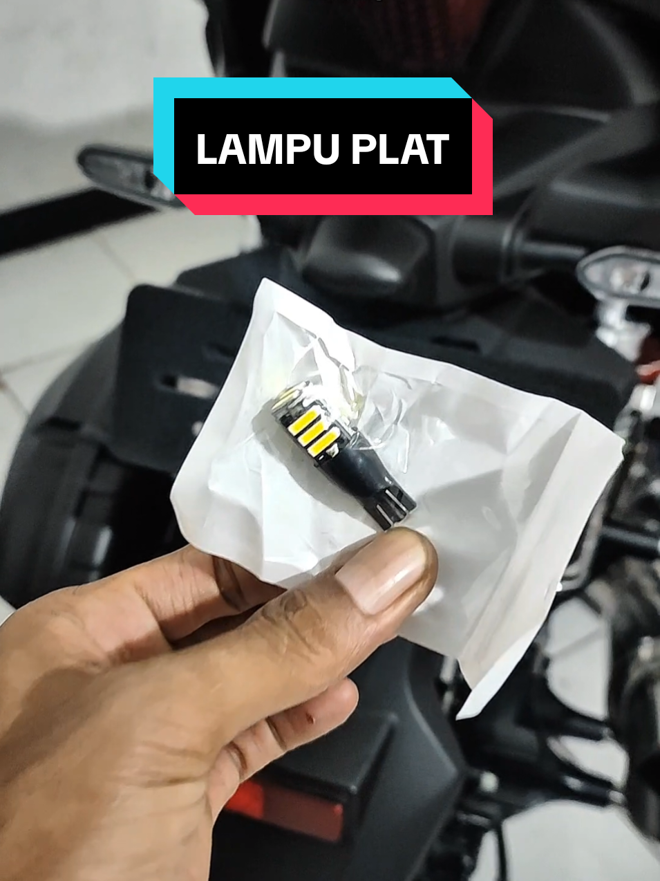 Lampu plat kedip mode pesawat universal bisa di pasang untuk semua jenis motor ✅ #lampuplatmotor #lampuplat #aeroxalphamodifikasi #aeroxalphadownsize #aeroxalphasilver 