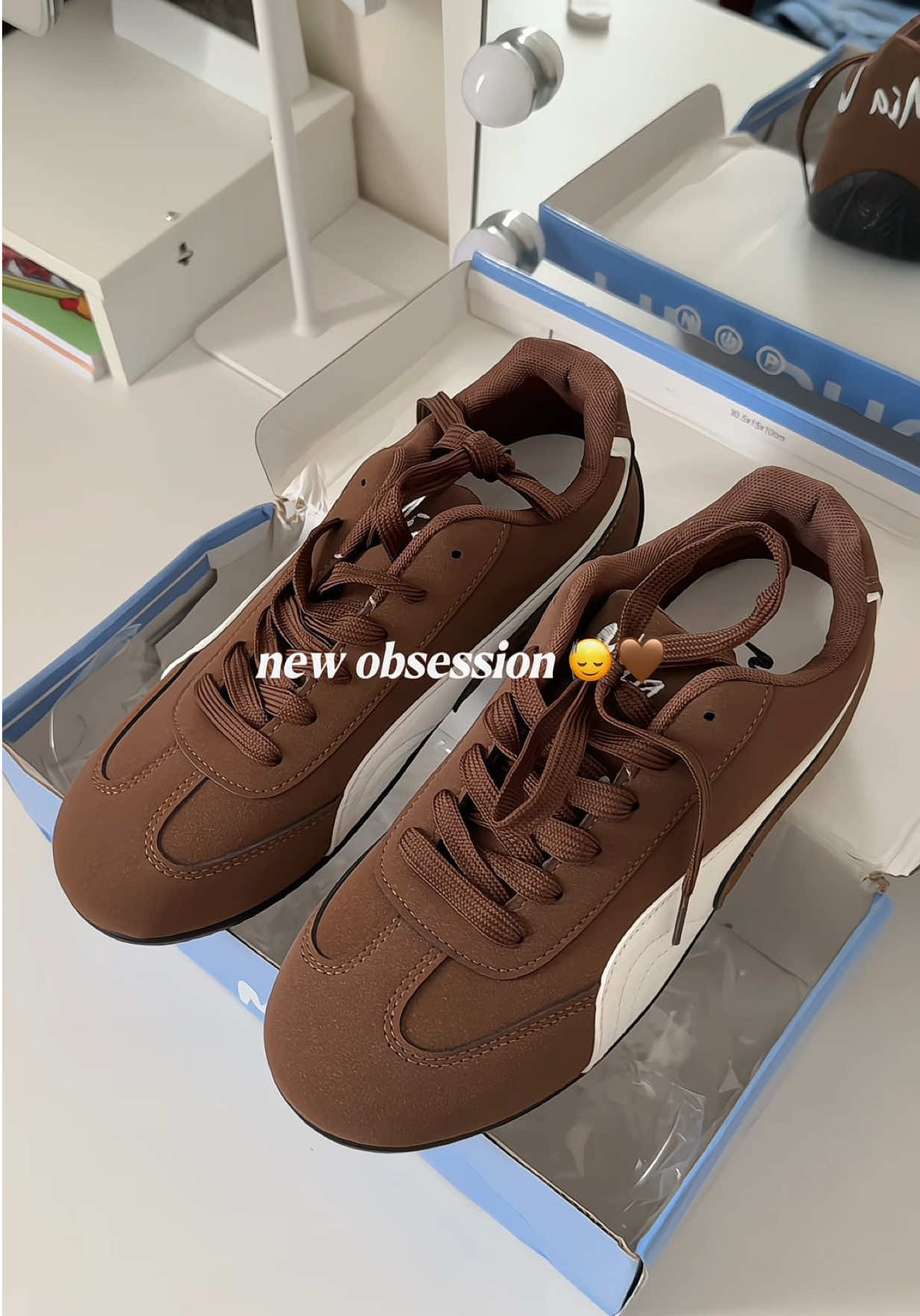 this mia brown sneakers ! ❤️‍🔥 #nonslipshoes #comfyshoes #miashoes #everydayshoes #unisexsneakers 