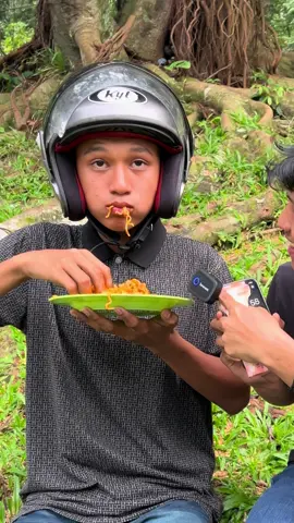 Ad setan di belakang abangnya #cici #dola #id #langsungajakitagas 