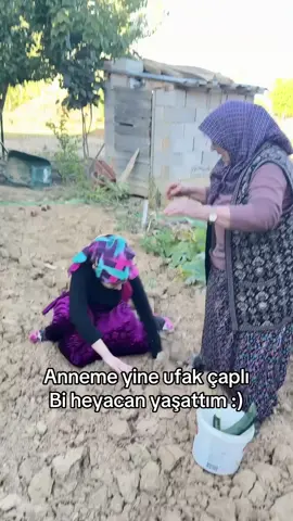 Benim herşeyi abartma seviyem 😳🤭Köyde sıkılınca hayatımıza heycan katıom ne varımışta🤣🤣ben naptın annem eftik demi arkadaşlar 🧐