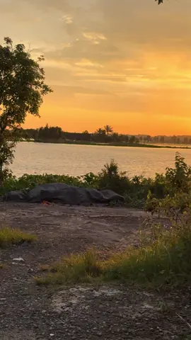 Hoàn hôn hôm nay đẹp quá #binhyen 