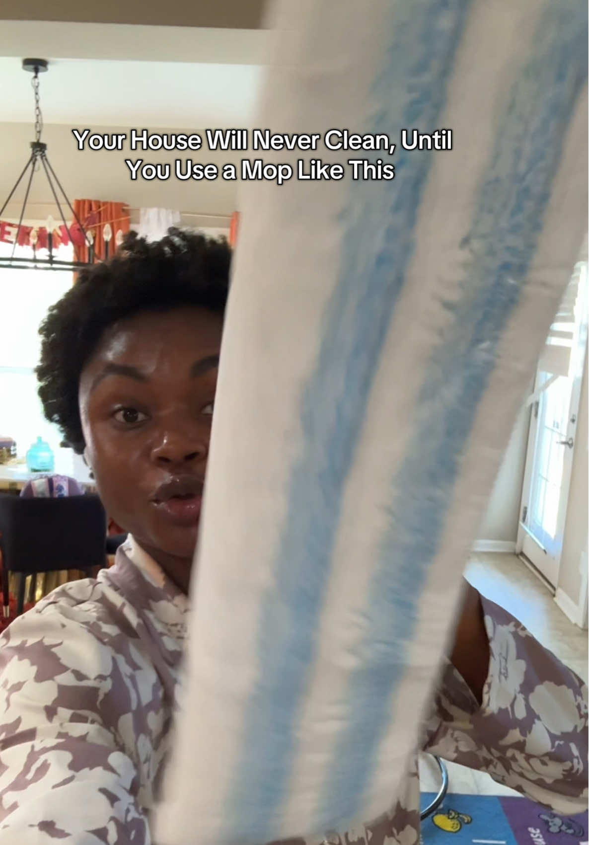If you are not separating dirty water from clean water as you mop your house. You will be spreading bacteria in your house. This O-Cedar H2prO Flat Mop System have bucket chambers that separates your dirty mop water from your clean one.  #ocedarmop #removehouseholdsmells #moppingthefloor #cleanhousecheck #aishaskns 