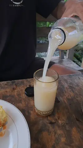 don't judge book by the cover 🍻 #medan #temennyanyantai 