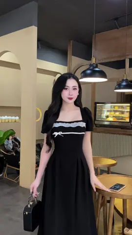 Váy thiết kế cổ vuông phối viền ren dáng A xoè dài #vaydep #vaythietke #vaythietkecaocap #TikTokAwardsVN #OOTD 