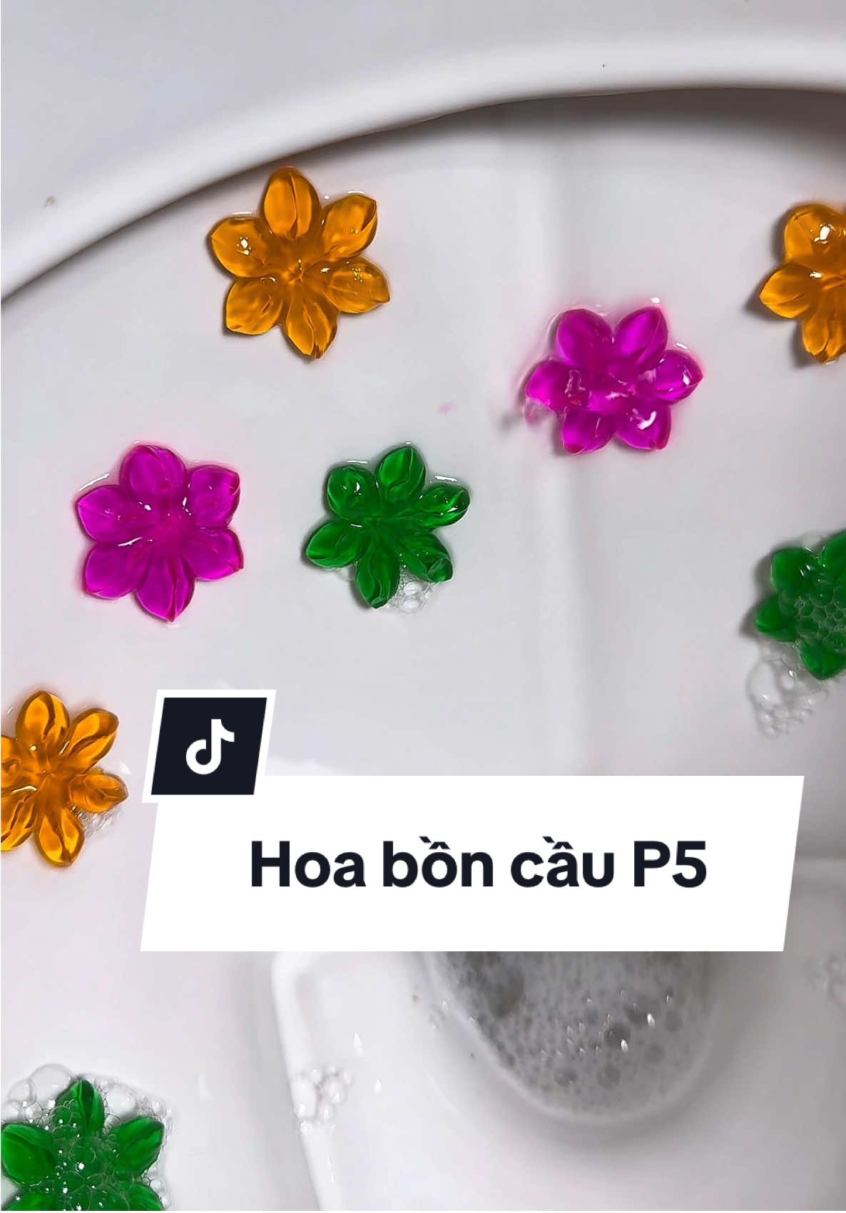 Trả lời @😂 tiết kiệm hơn là thả vào bồn nước đấy ạ #gelboncau #gelboncauhinhhoa #vesinhboncau #tayboncau #huyenhoihareview 