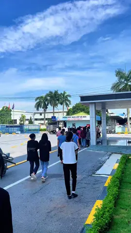 Hết bão thì lại đi làm nhé các bạn ơi cty mình vẫn đang nhận nhiều lắm á #baomatmo #xuhuong #kcnquangminh 