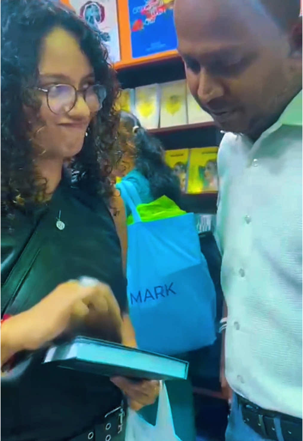මිලී ගෙ පොත් බලන්න ආපු පිස්සු වට්ටන ඒ බැල්ම 💙#fy #fyp #fyppppppppppppppppppppppp #foryoupage #Love #ne #namalrajapaksa #srilankan_tik_tok🇱🇰 #shali_gamage #srilanka #travel #ශාlika 