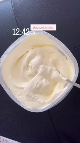 Temos o melhor iogurte natural a venda! Att: Não vai farinha e é sem conservantes. 500ml à 2.500kz Estamos em Luanda no Kk 5000, temos serviços de entregas, a taxa varia dependendo da localização. Natural Cremoso e saudável. 📞 957068815#luandaangola😍🇦🇴 #iogurtenatural #sugestão #Fitness #saudavel 