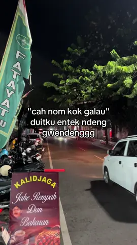 gari pitung ewu malah tibo 😩 . . . jahe rempah, susu murni, pisang bakar, roti bakar, ketan susu,bakaran jagung sate dll OPEN JAM  ⏰ 16.00-00.00 WIB  🕹️JL PRAMUKA NO 22B WERGU WETAN KUDUS  🕹️GOOGLE MAPS : Jahe Rempah KaliDjaga  ( sma 1 kudus ke barat 300meter, sebelum alfamidi & obonk chiken ) . . . #kudus #jaherempahkalidjaga #jaherempahkudus 