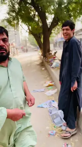 جوس نہیں پی رہا ط 🤣😁#foryourpage💯 #foryourpage💯🍂⚘🥀 #foryourpage💯🍂⚘🥀 