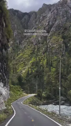 Timlai na veeteko vaye aaile sama Khushi nai huthey kii mah.. 🥹 #fyppppppppppppppppppppppp #travel #goviral #ilamuser #😞🩷