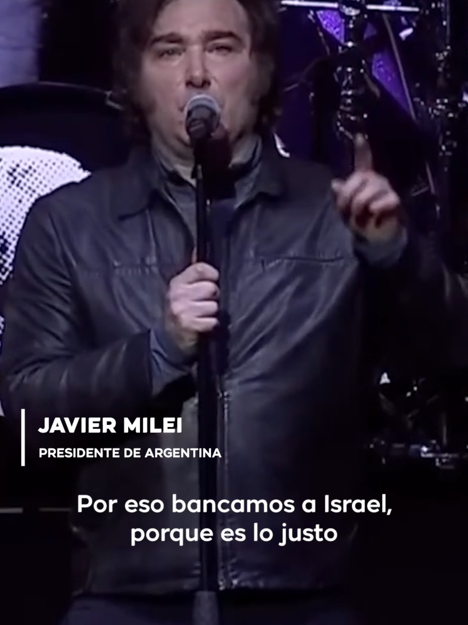 Javier Milei convirtió el Movistar Arena en un show personal donde mezcló rock, propaganda, promoción de su nuevo libro 