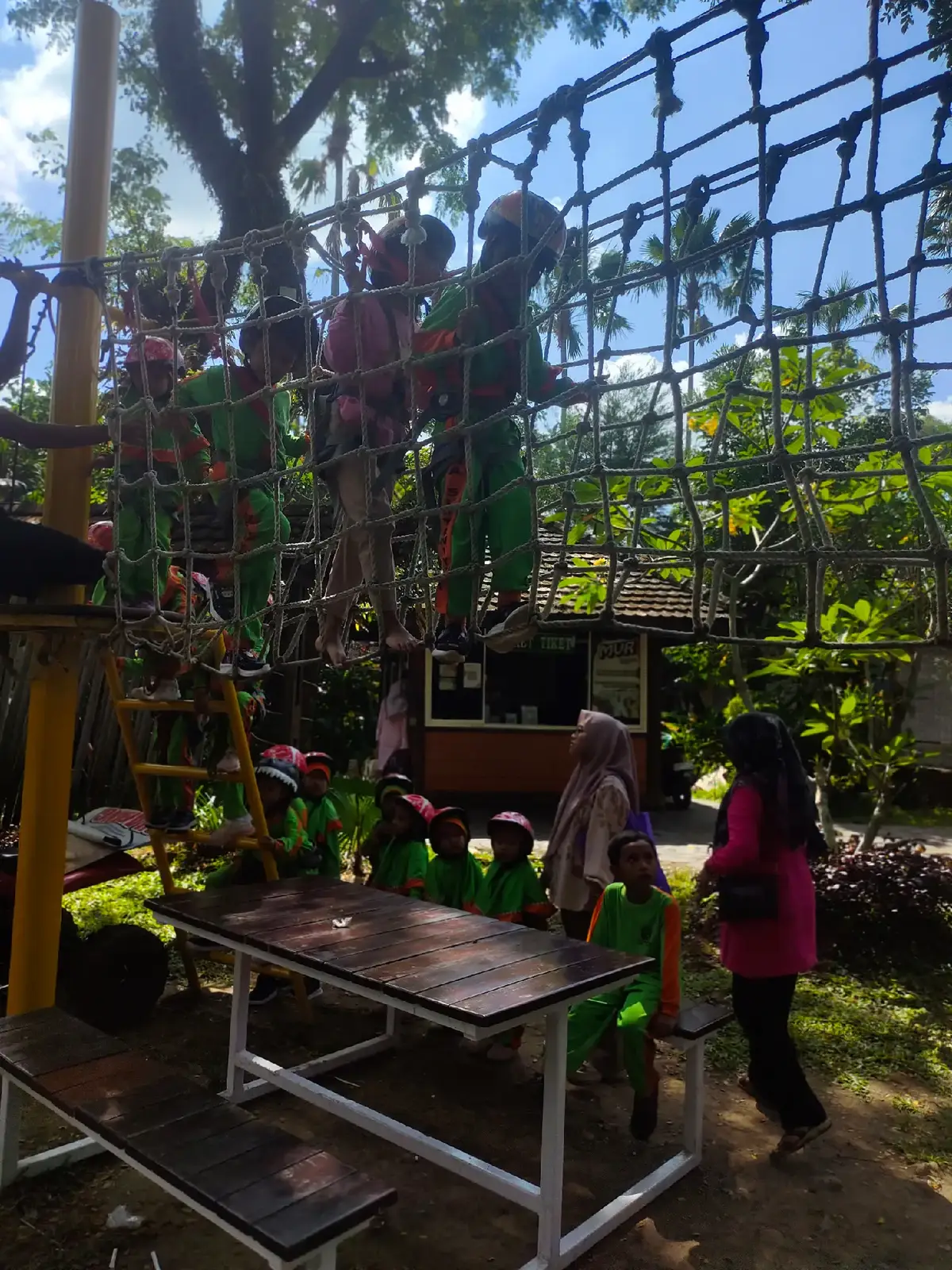 acara sekolah