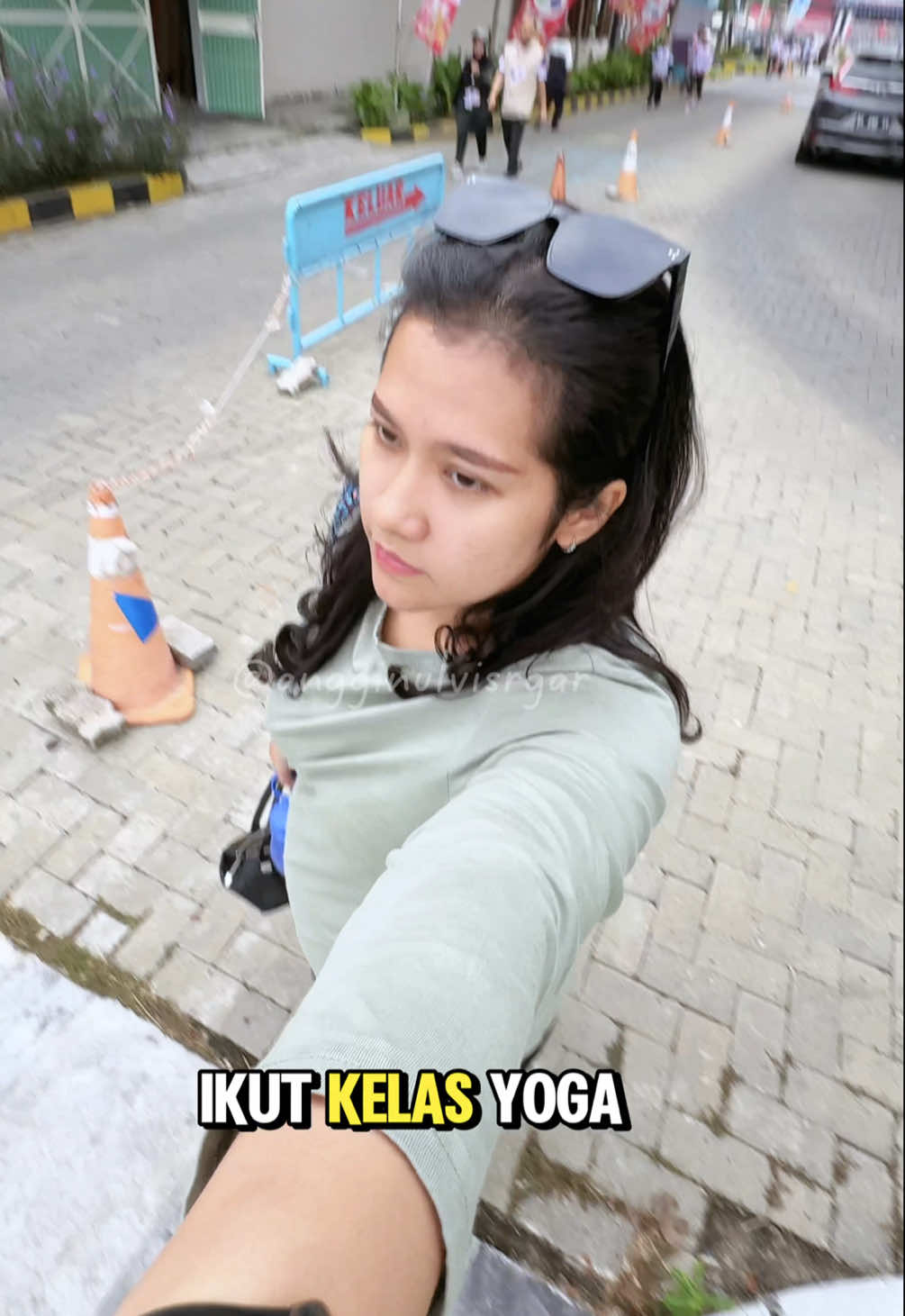 Yoga Class with @Aerova Medan ✨ 📍 @Dupi World  🥤  Brew Brew  #yoga #yogapemula #yogabeginner #yogaoutfit #yogalife 