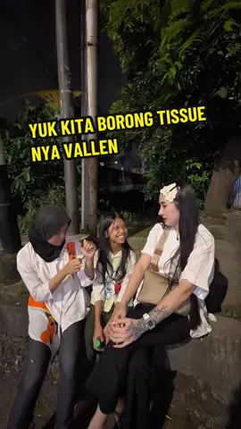 Kalau ada yang lewat jangan lupa beli tissue vallen ya 🫶🏻 #fyp #trending 
