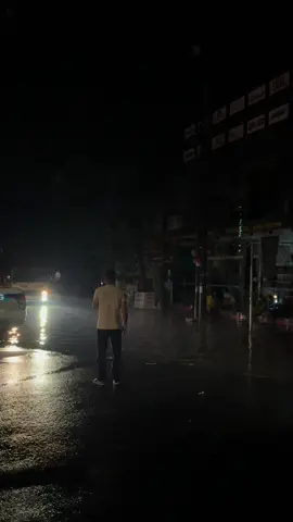 Bão Matmo đến làm cả TP ngập lụt hết rồi🥶 chỗ ngà mình ngập gấp 3 lần so với bão yagi😭😭 sợ quá #baomatmo #thainguyen #ngaplut 