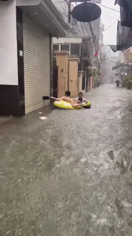 1 tháng đi biển triều khúc 2 lần🥹 #vinhtrieukhuc #trieukhuc