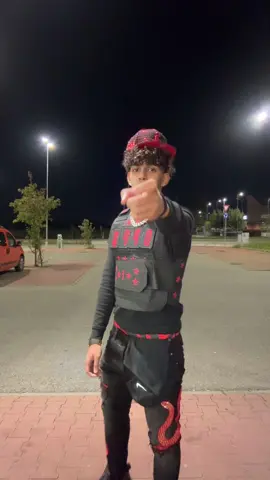 voto outfit? #trends #outfit 