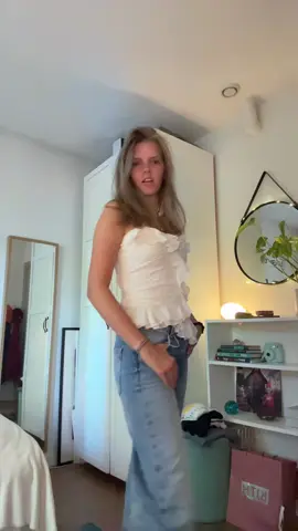 Video from back in August (i miss summer) #outfit #tbtsummer #foryoupage #stockholmstyle #fashion 