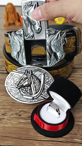 Do you like this horse? #horse #westernstyle #belt #AmericanStyle #asmr #country