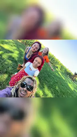 I was in jail so i MISSED the last 2 halloweens ; GREAT TIMES at the #pumpkinpatch with my family… #goodtimes #family #daddy #happy @✨✨Peaches The Queen✨✨ @bop_bop_twistit @blujeidvd_ 