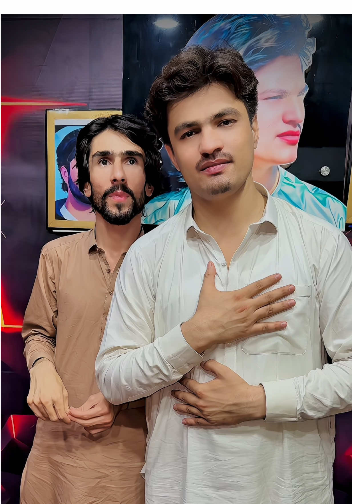 Meena Aw Manana Dy Tolo Pukhtoono 🫶🏻🫡#foryoupage #viral #fyp #zahidsami_hosterlive 