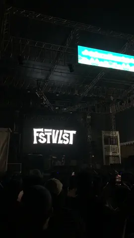 opening #fstvlst 
