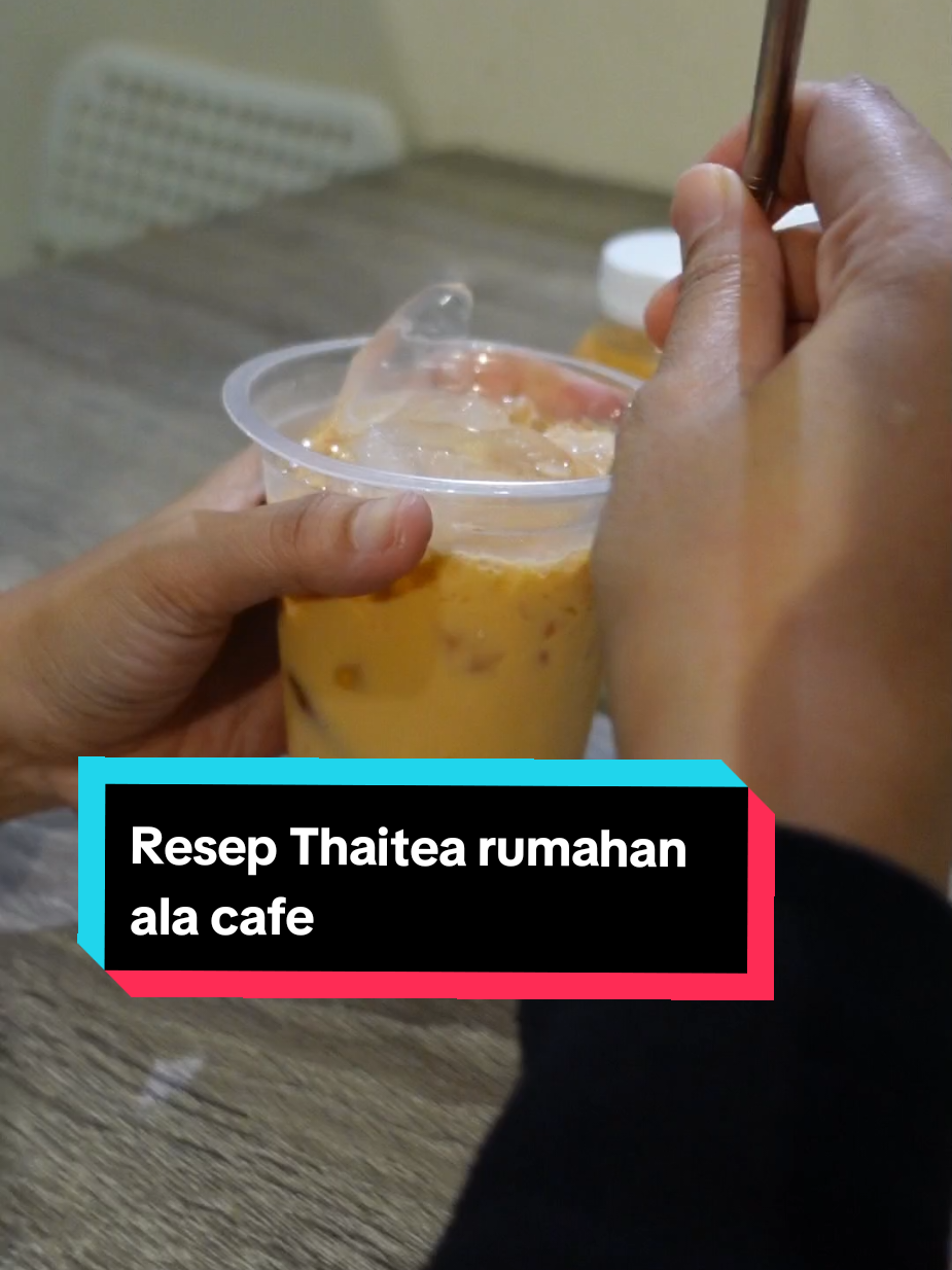 Resep thaitea ala cafe : 1. Air 1200 ml 2. Teh 50 gram 3. SKM 4. Susu evaporasi #resepsimple #recomend #thaitea 