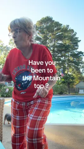 I’m dancing 💃 my way to the top of the mountain #dance #dancing #mountain #mountaintop #viral 