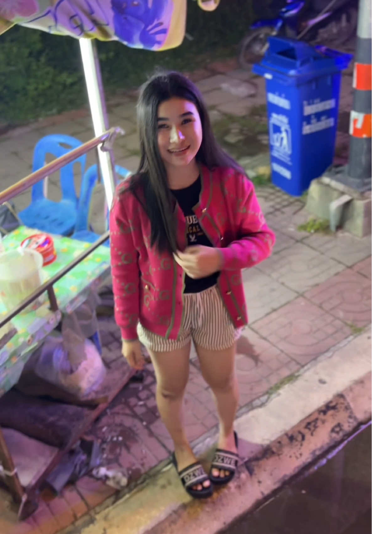 “เจองี้ก็ละลายหมดดิ้ ขนาดผู้หญิงด้วยกันยังเขินอะ🤘🏻💖 ขออนุญาตนะคะพี่คนสวย#มาเลเซีย #รถบ้านสุภัชญา #นครแหลม🚛🚢 #ฟีดดดシ 