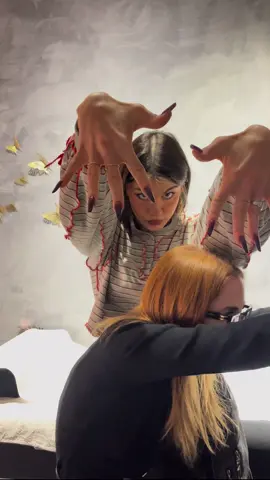 @Lidrose_BeautyRoom non ne sbaglia UNA MAI #halloween #nails 