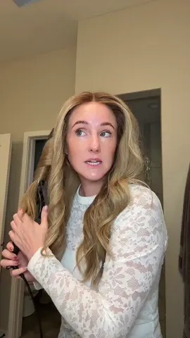 Lazy #curlcollege curl tutorial to get out the door fast! Wearing my @silkorlace I WIGS HAIR TOPPERS Rowan 🩷 #wig #wiginstall #wiginfluencer #over40beauty 