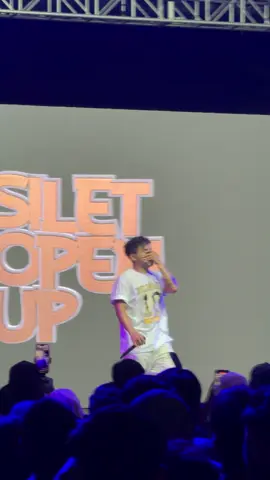 Kaka Main Salah @Silet Open Up @King Food Festival by Yurahim #kingfoodfestival 