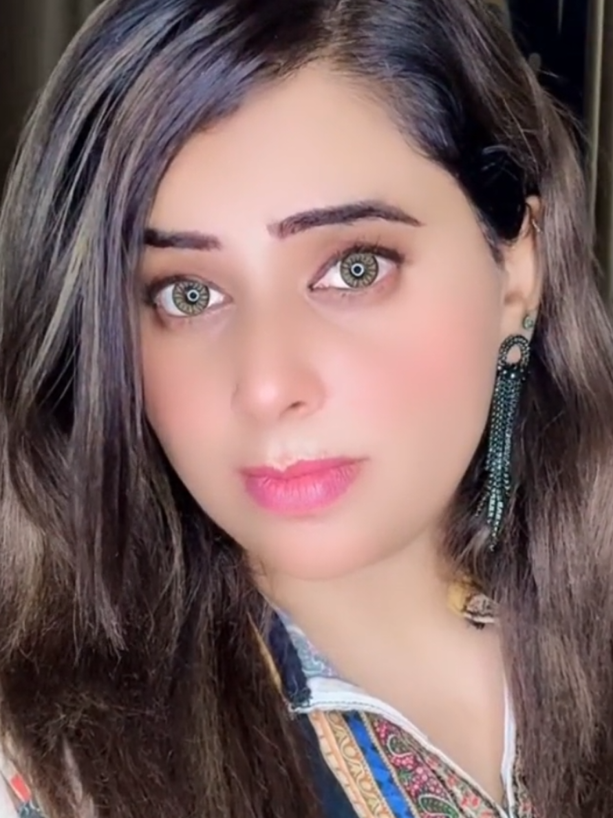 Tera naam lia ❤️ #song #elishajazzy03 #fyp #treanding #foryoupage❤️❤️ @ZaNiA 🦋 @sobiaadnan292 @Capricorn @Λﾌ௱ƐƐ尺らнΛн 