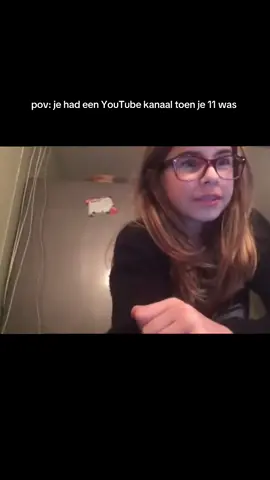 hoe durfde ik dit te plaatsen echt omg , arm kind 😭😭😭😭 #youtube #fyp #vroeger 