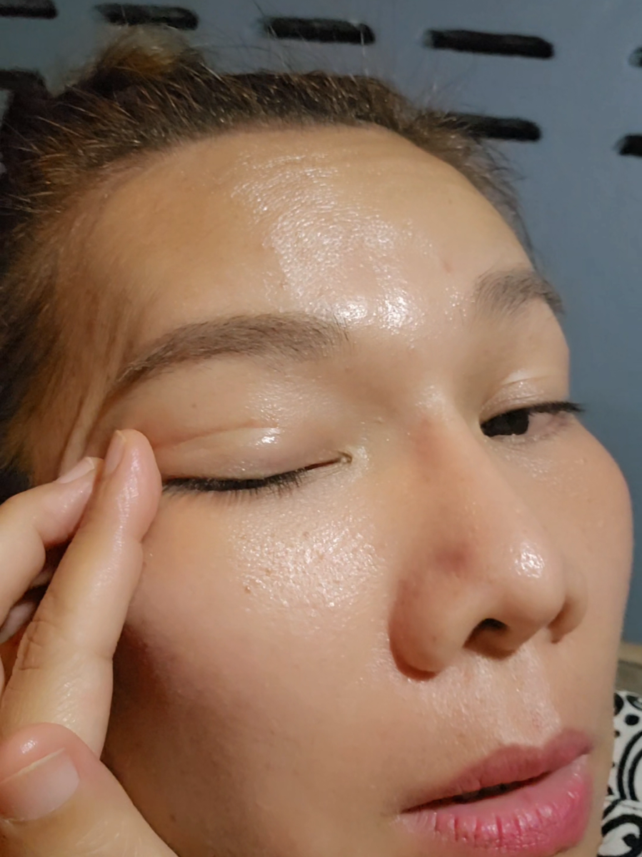 ตอบกลับ @nurseres1669 สติ๊กเกอร์ตาสองชั้นตัวอัพเดทที่ตอนนี้ใช้แล้ว ปรับหนังตาให้เป็น 2 ชั้นกลมโต#TikTokShopMallบอกต่อ #ป้ายยาtiktok #เรสไง #wasado #เทปติดตา2ชั้น 